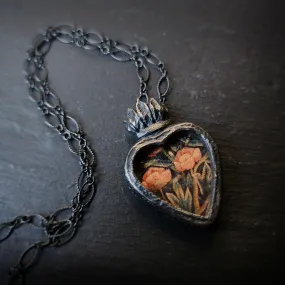 geminae rosae - sacred heart amulet