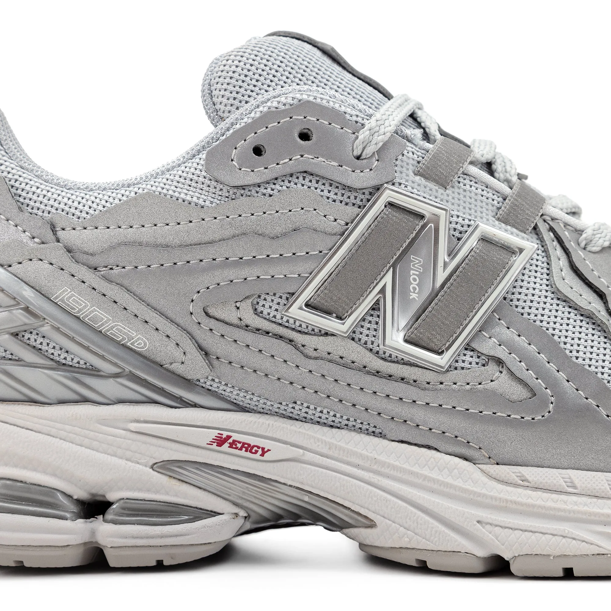 New Balance 1906D Silver Metallic M1906DH