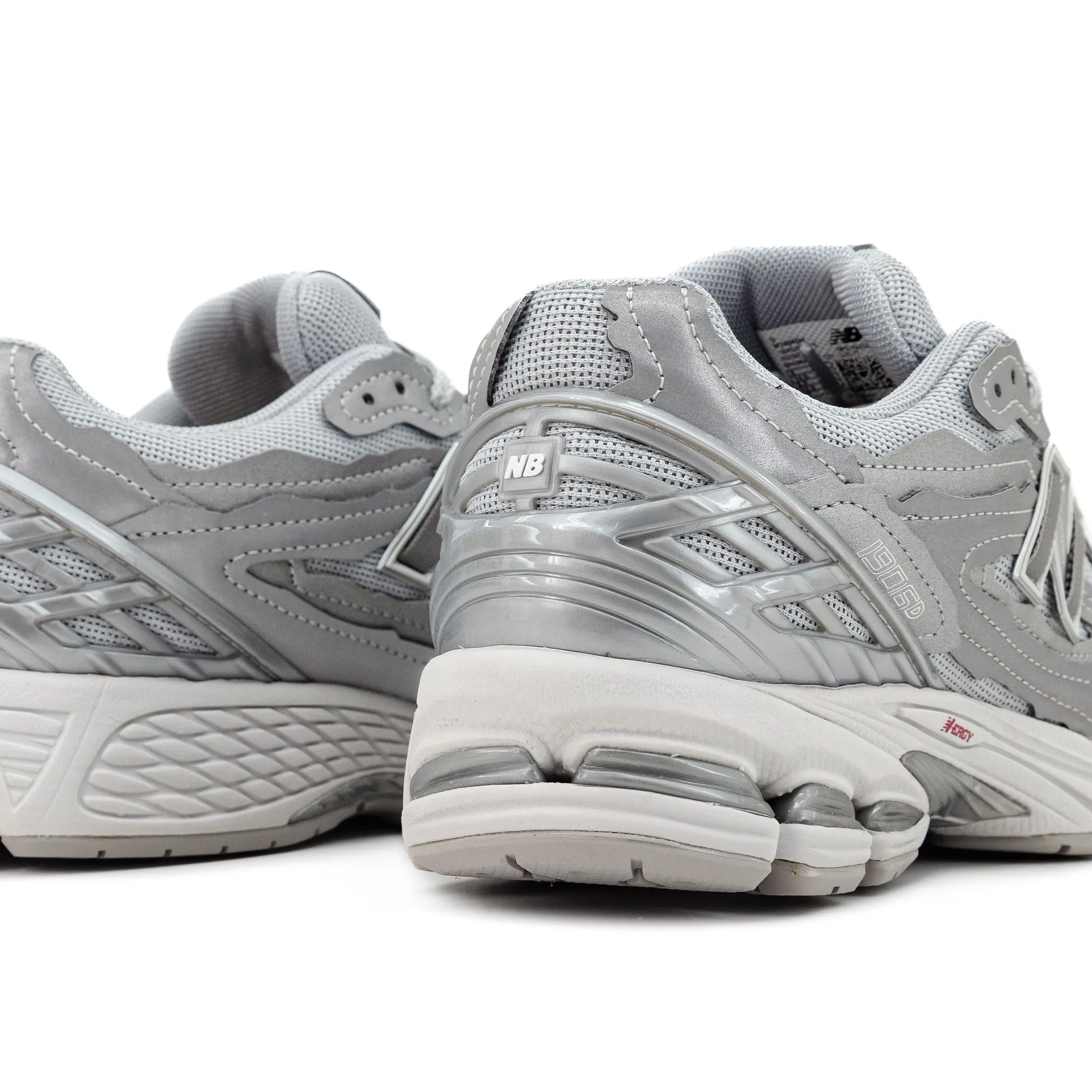 New Balance 1906D Silver Metallic M1906DH